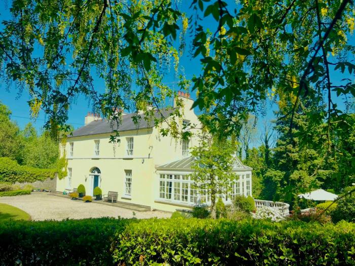 Larchmount House B&B