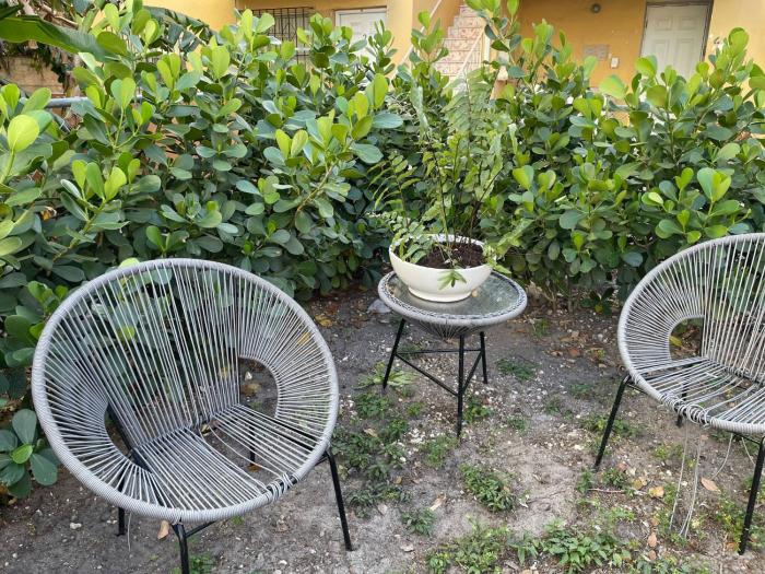 2 Bedroom Apartment Free Reserved Parking