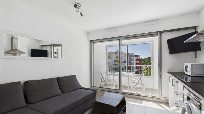 4 couchages piscine centre port