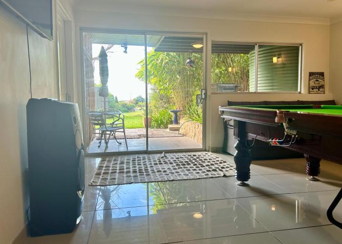 Large 2 Bedroom apartment