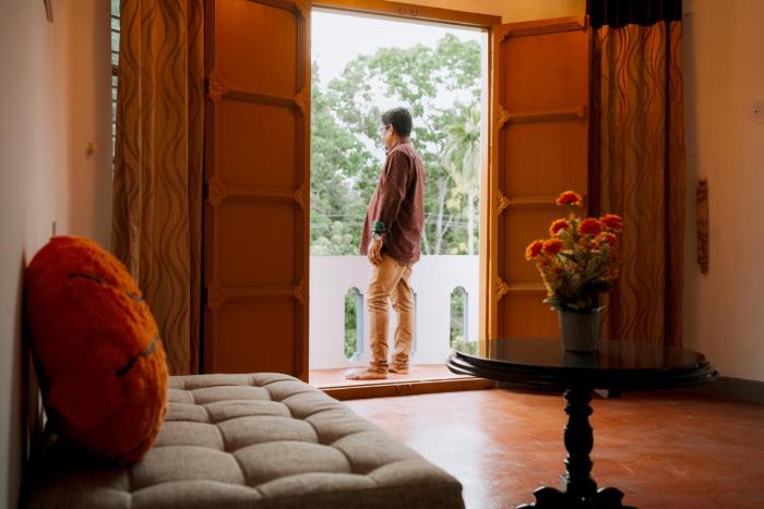 Varkala- Aroma Ac pvt Villa hammocks kitchen