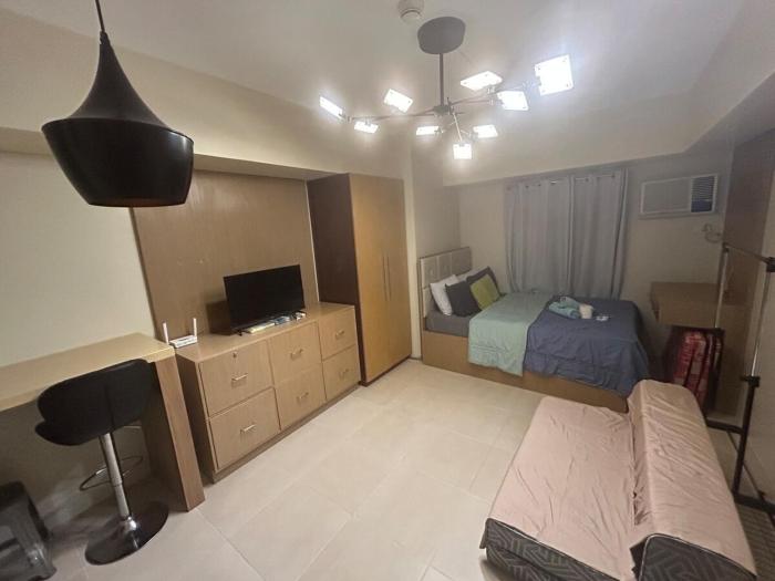 Avida Riala Bigger Studio Lower Floor with Fast Internet
