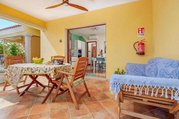 Agata verde con terrazza e giardino