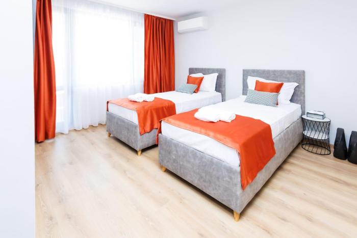 Boulevard Rooms & Studios