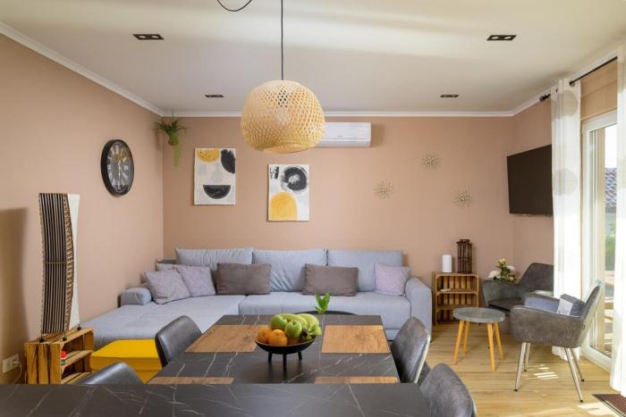 Villa Angelina Cukrići by Istrialux