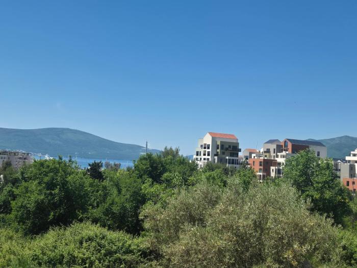 Cozy Sea View-Steps from Porto