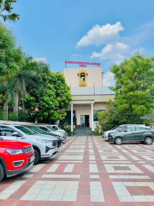 SAIBABA INTERNATIONAL SUPREME Hotel
