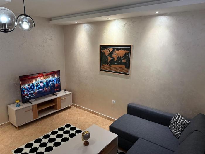 Modern Apartment with Jacuzzi in Novi Sad Center