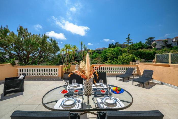 Nice Fabron, terrasse & piscine dans résidence