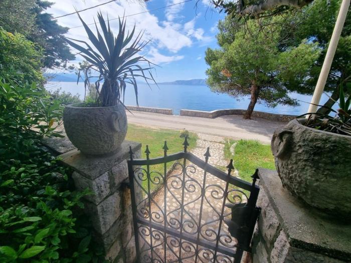 J&J - Apartment 50 m from the beach