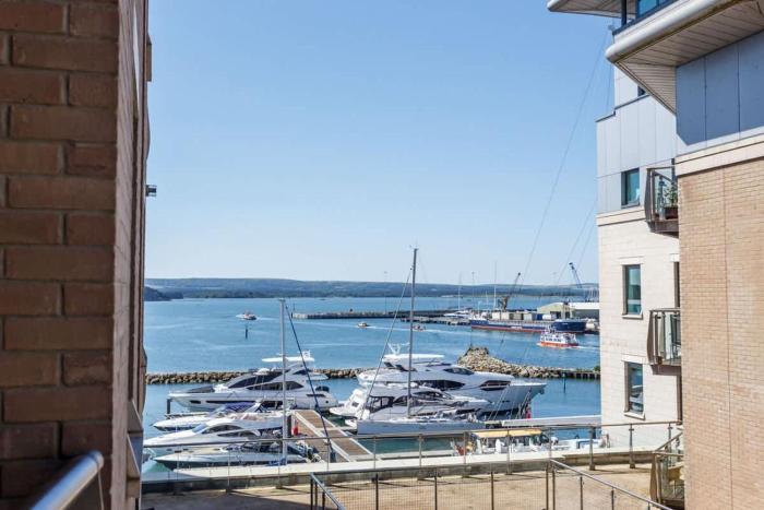 Marina Secret - on Poole Quay with Free Parking