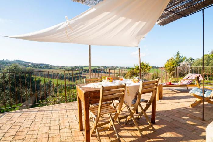 Casa Colonica Sulla Prima Collina