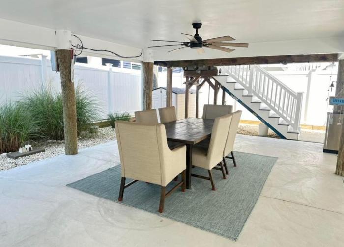 Spacious Yard, Free Parking, Washer and Dryer