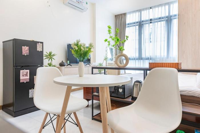 Spacious 1BR Studio Private Sleek Cozy and Escape