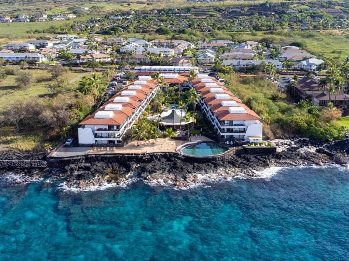 Big Island Casa De Emdeko A308 by Coldwell Banker Island Vacations
