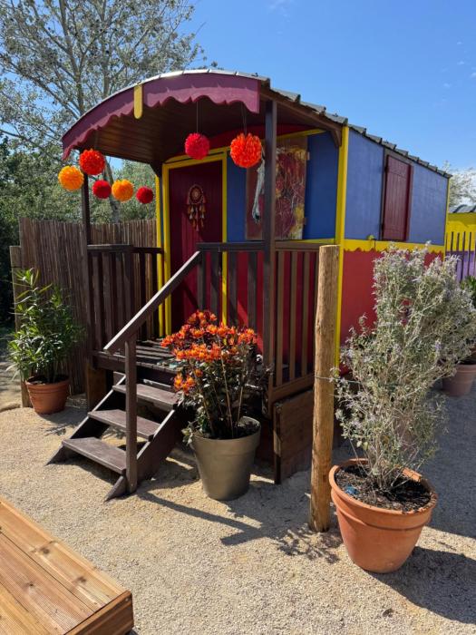 Les Roulottes de Camarkas