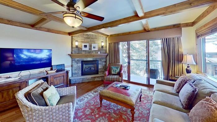 Crestwood 3104 Premier 2 Bedroom