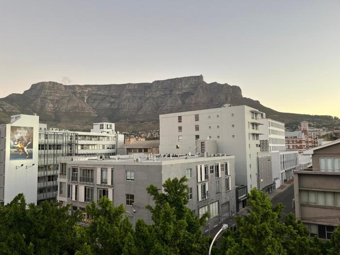 Cape Town City Centre apartment - no Loadshedding