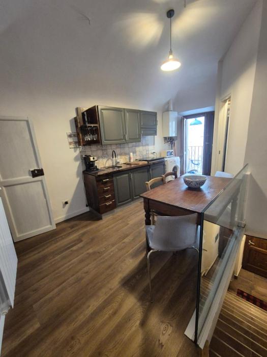 Vico al 23, in pieno centro storico