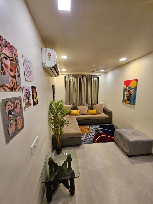 Pali Perch 1BHK with Peace, Charm and Bandra Vibes