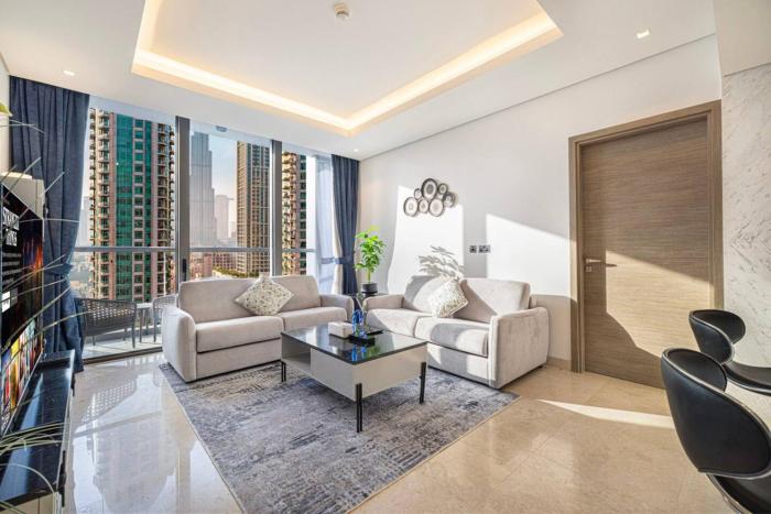 Luxe 1BR Burj View 10 min Walk to Dubai Mall
