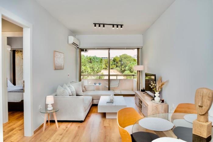 Sea Whisper Beach - Kavouri - Ious 15 by K&M