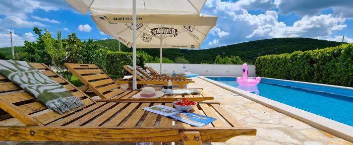 Villa Ana with a private pool on a 3000m2 property