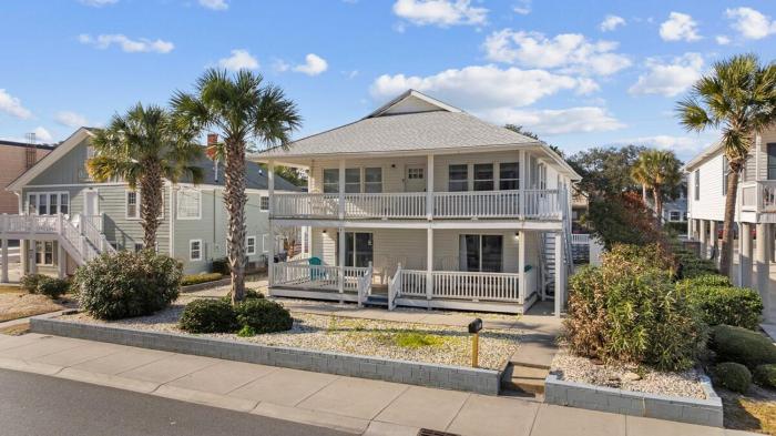 Surf Shack Steps to Beach Pool 2nd Row Sleep 17