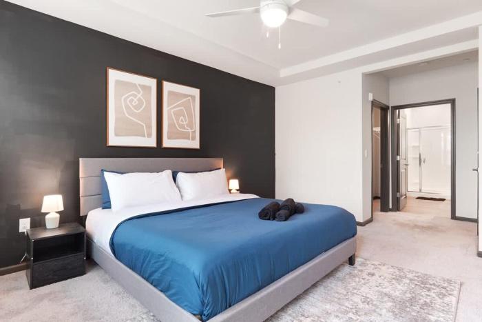 Luxurious King 3BR Suitein North Raleigh!