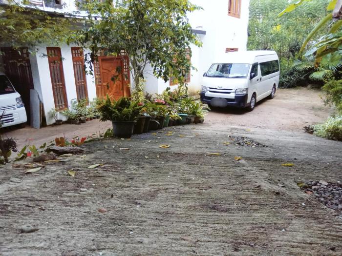 Uduwara Holiday Home