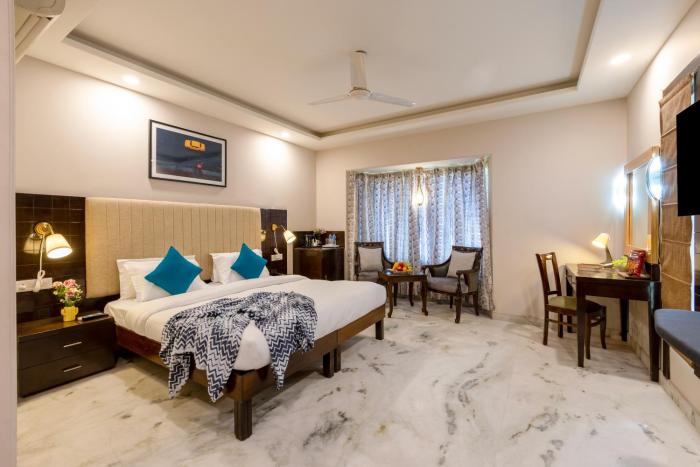 Tribe - Bespoke Hotel by FlxHo Arjun Marg DLF Phase 1 Golf Course Road