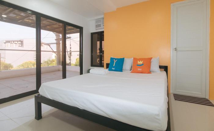 Sans Hotel near Enchanted Kingdom Santa Rosa Laguna