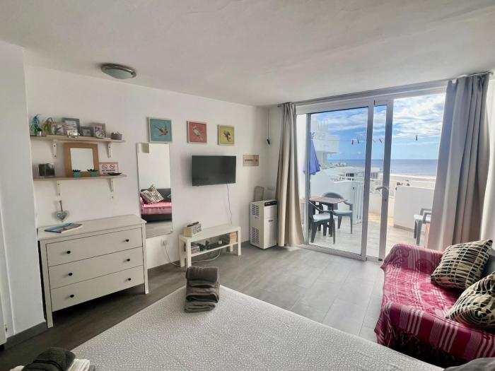 Studio Sol - Cozy Studio Apartment, Communal Pool