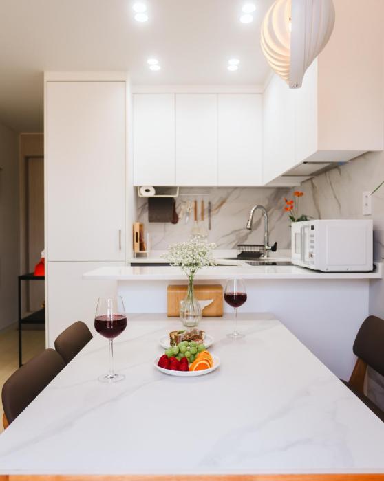 Chic Stay 홍대 합정 명동 # 최대8인 # 신축 엘리베이터 # 무료짐보관 # 무료주차