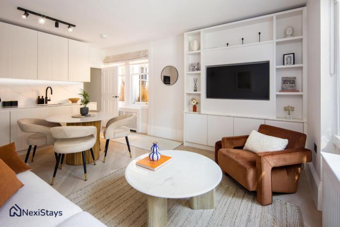 5 Mins Walk to Selfridges, Mayfair Retreat