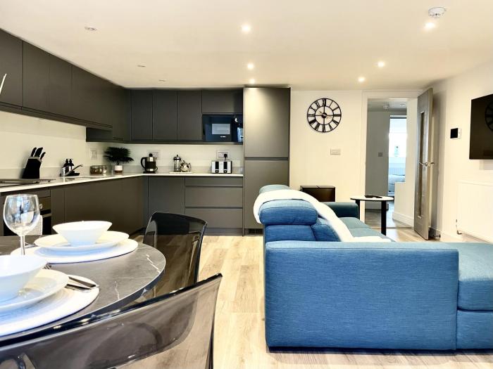 Redland Apartment - Two Bedroom with Private Patio