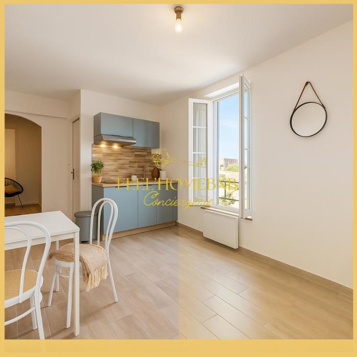 Studio Proche Centre - Lit Queen, Café Offert !