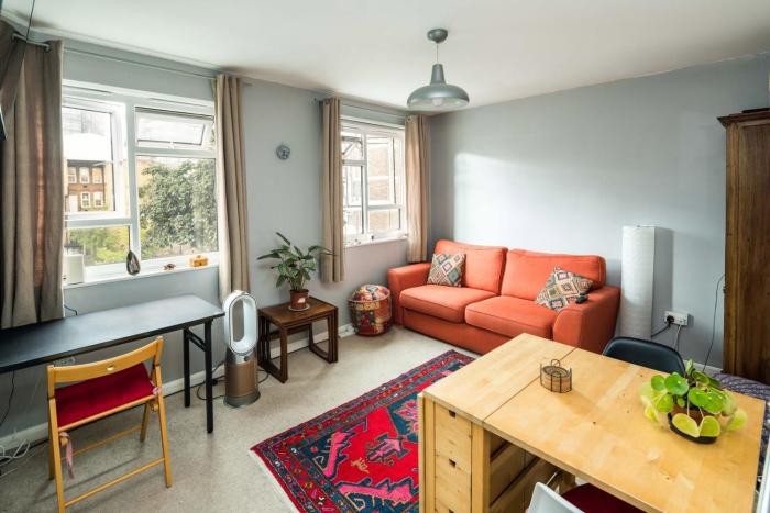 2BD Stylish Home wt Grand Piano Central London