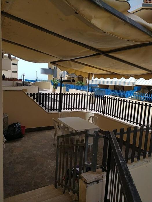 Nettuno beachfront house