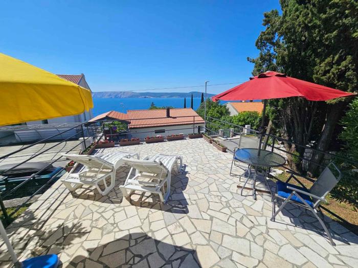 Apartment in Novi Vinodolski 27342