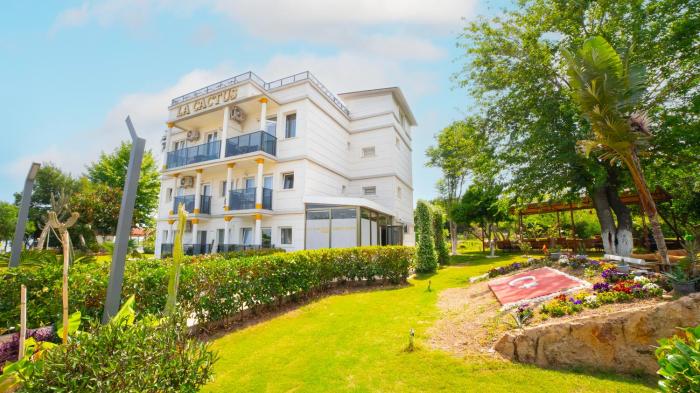 La Cactus Boutique Hotel