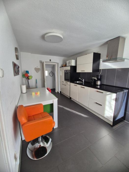 Puppenstube mir 2 Zimmer anstatt 3 Zimmer