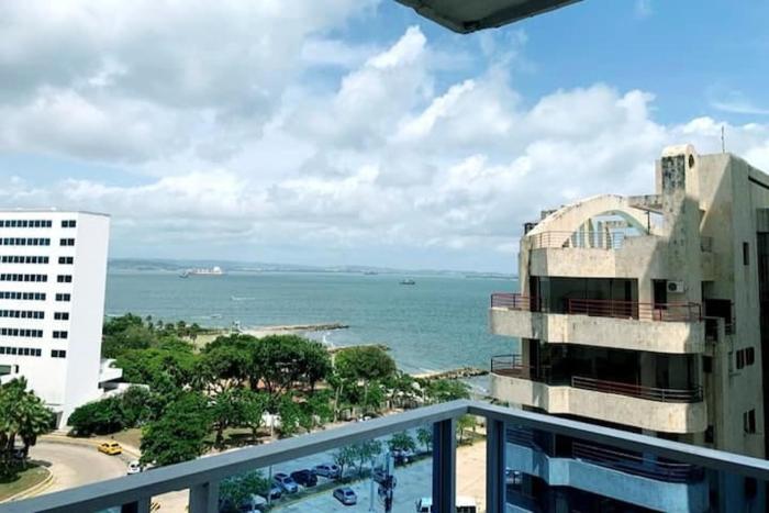 Balcon y Vista al Mar