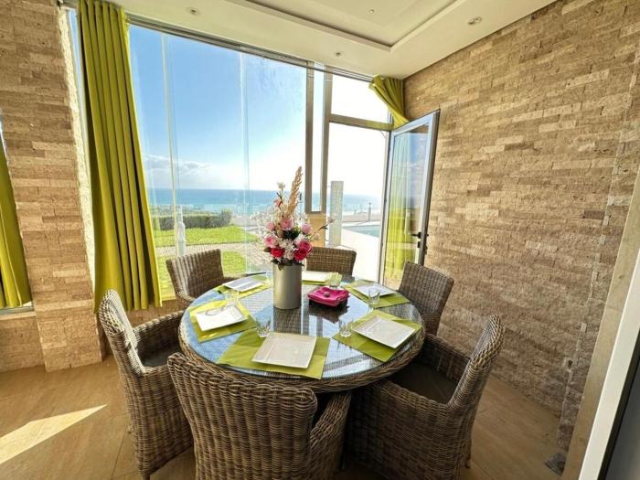 Appartement moderne avec vue mer