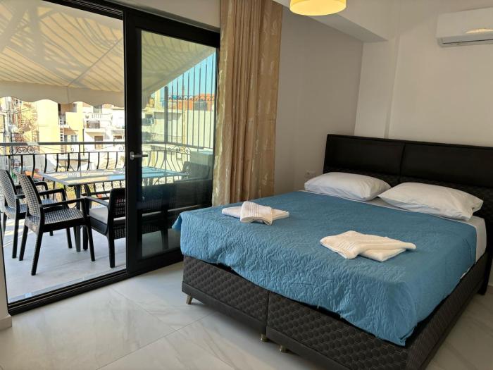 Kostas City Apartments