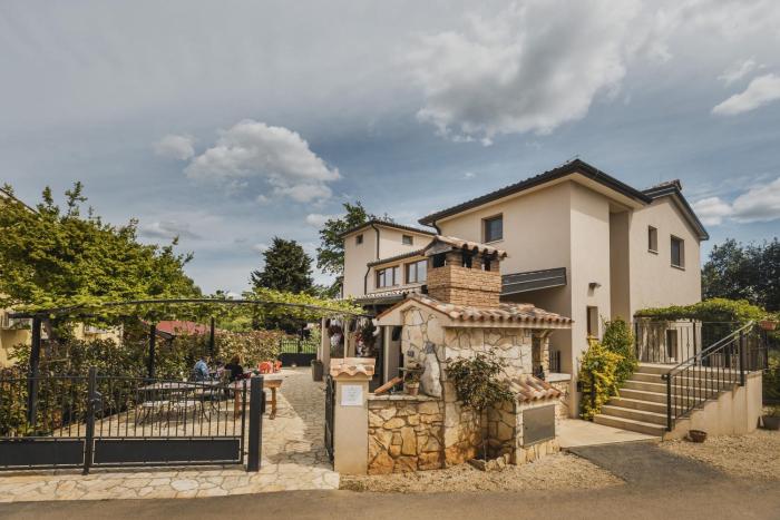 Rooms with a parking space Rosini, Porec - 24364