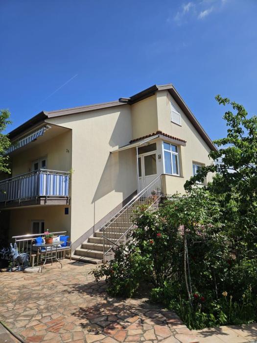 Apartments with parking space Matulji, Opatija - 23539