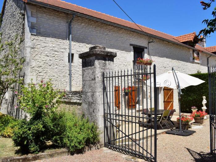 Gîte 40m² au calme avec cour privée - FR-1-381-24