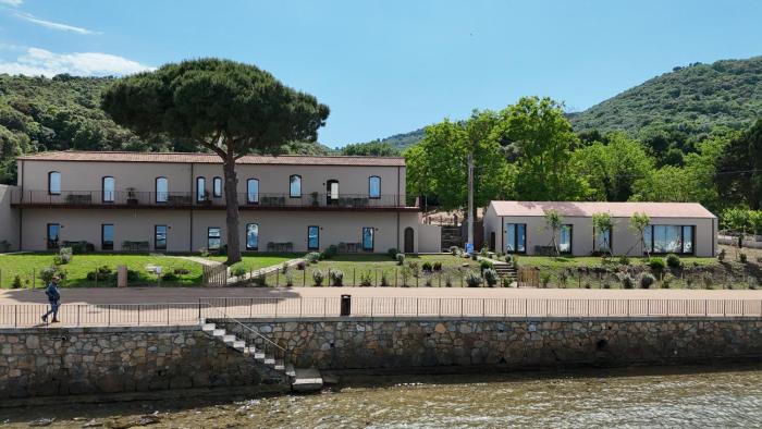 Porto Baratti Residence