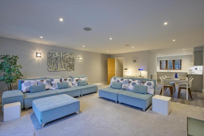Luxury Townhouse At Windermere Marina Village